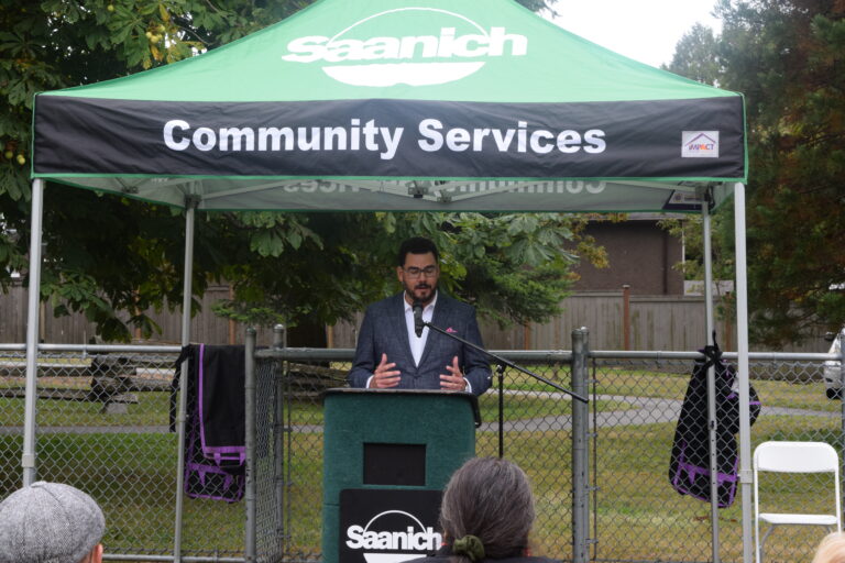 Cutting the ribbon at the new bike lanes on Shelbourne Street